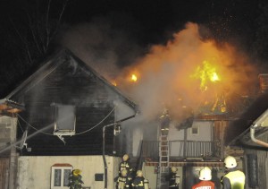 Wohnhausbrand in Micheldorf an der B138