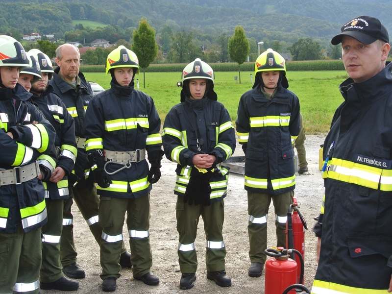 6 Absolventen des GLG in Kirchdorf am 19. und 20. Sept 2014 bei der FF Micheldorf