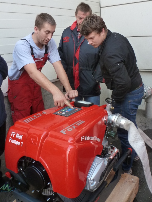 Abholung der neuen Pumpe von Rosenbauer am 27 Okt 2014