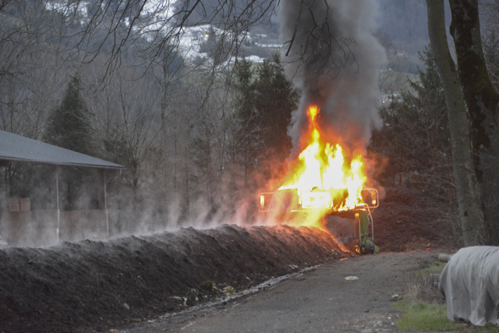 Brand einer landw. Maschine in Micheldorf, 14 01 2015