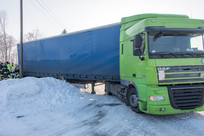 LKW Bergung in Nußbach, 20. Jänner 2017