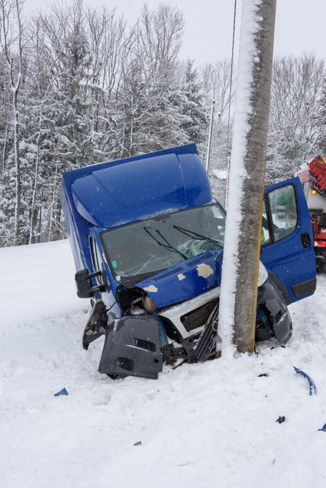 Kleintransporter schwer verunfallt, 22. Jan 2018, Micheldorf