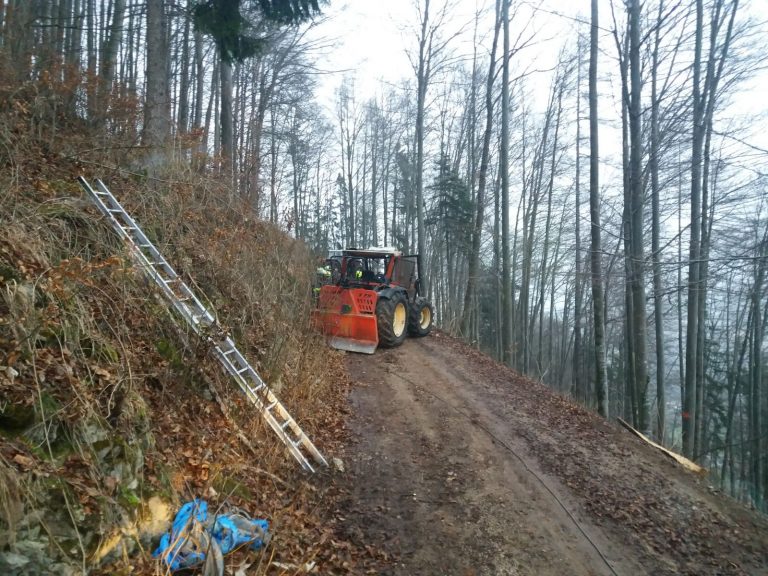 Traktorbergung in Leonstein, 13. Jan 2018