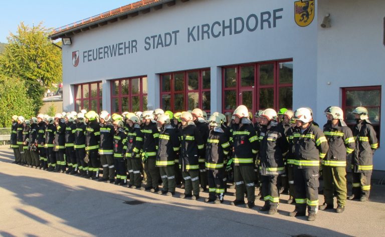 Erfolgreicher Grundlehrgang für 3 Feuerwehrfrauen und Männer der FF Micheldorf am 28. und 29. Sept 2018