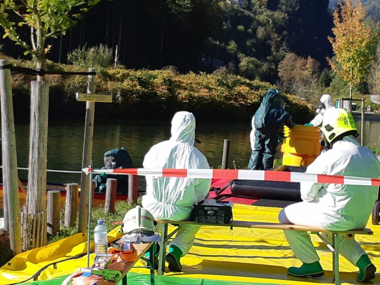 Übung des Gef. Stoffe Zug KI SE SR, 13. Okt 2018 in Kleinreifling