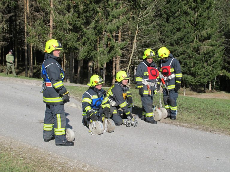 4 Gruppen mit dem Branddienstleistungsabzeichen erfolgreich in Micheldorf