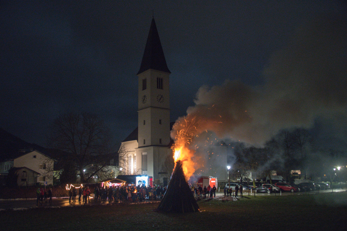 Sonnwendfeuer, Samstag, 21. Dezember 19 Uhr