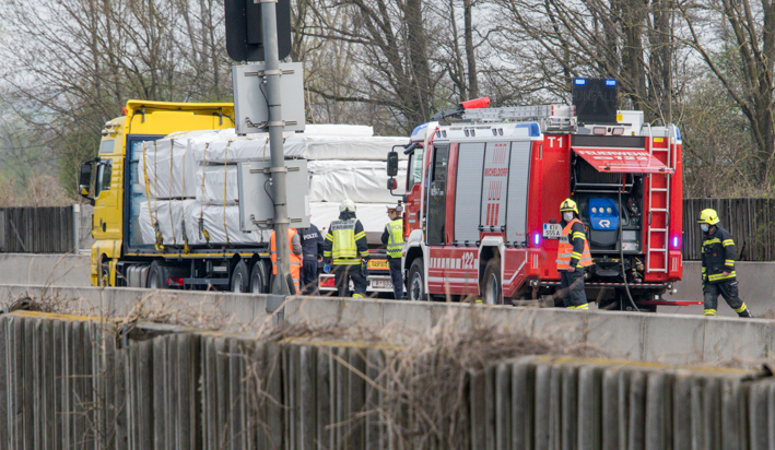 LKW heiss gewordene Bremsen, 10. April 2020 A9