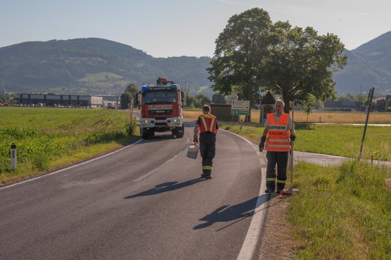 Ölspur quer durch Micheldorf, 28. Juni 2021