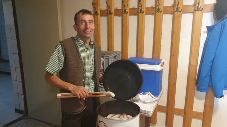 Kameradschafts – Oktoberfest – O’Zapft is!