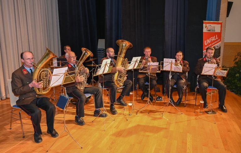 Ehrenabend des BFK Kirchdorf im Sportzentrum Micheldorf 19. Oktober 2021