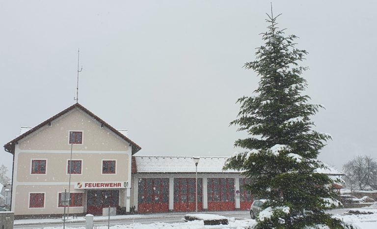 Der Schnee ist da – Die Winterhufe werden aufgezogen