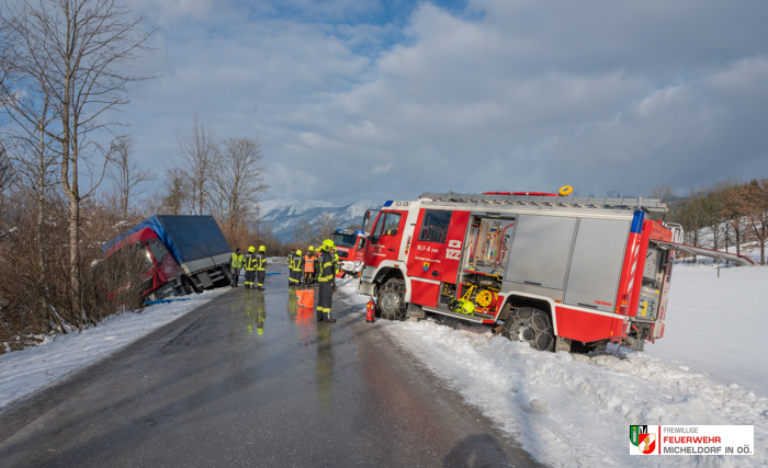 LKW Bergung in Spital/Pyhrn, 7. Dez 2023