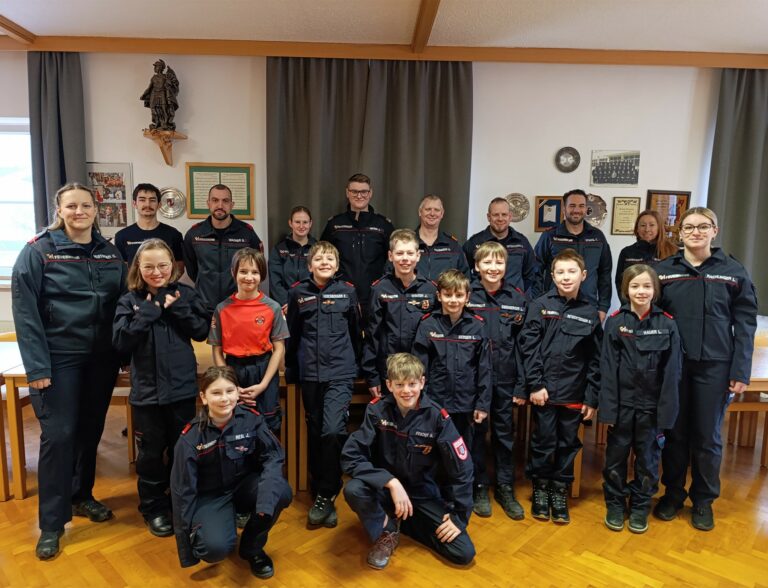 Erprobung der Jugendfeuerwehr für den Wissenstest