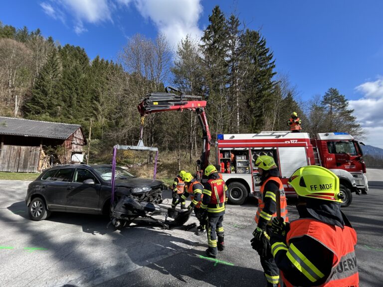 Verkehrsunfall Aufräumarbeiten am 7. April 2025