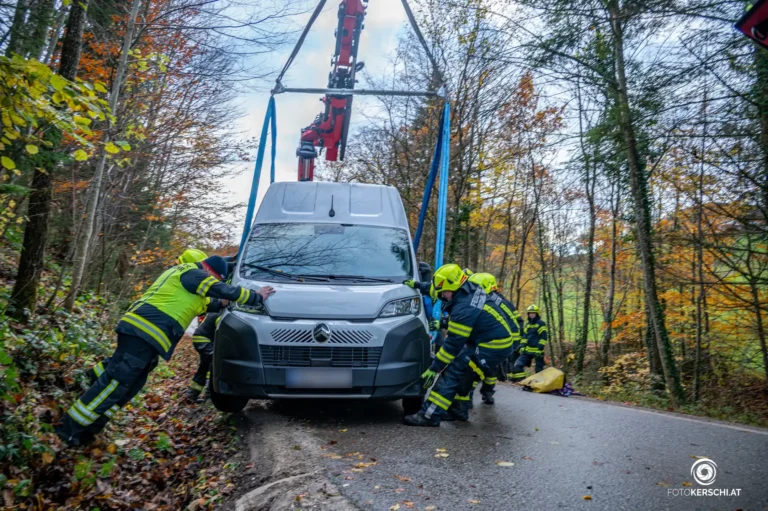 Bergung Kleintransporter am 03. November 2025