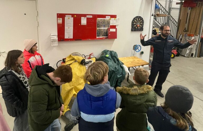 Jugend zu besuch in Pettenbach am 12. November 2025